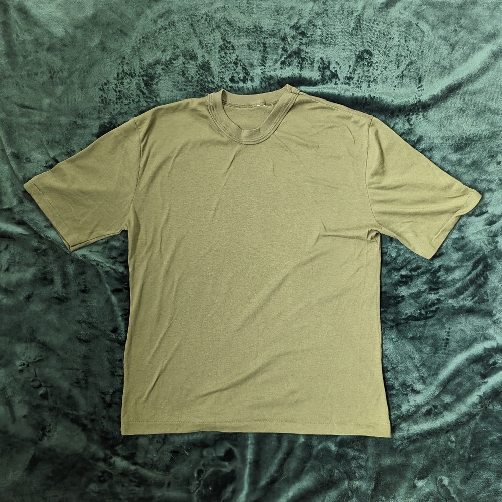 Vintage US Army Green T-Shirt T Shirt Men's Small Single Stitch Tagless
